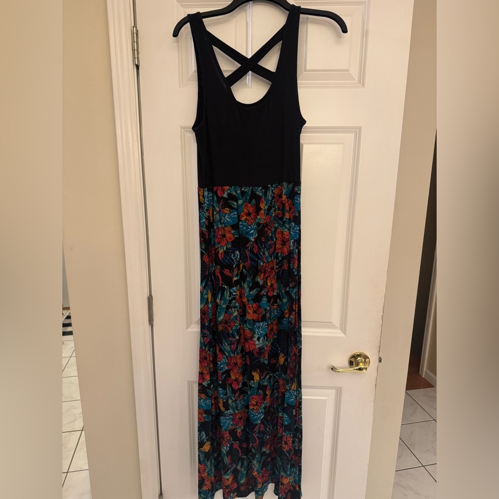 Mudd Black and Multicolor Floral Maxi Dress - Picture 3 of 4